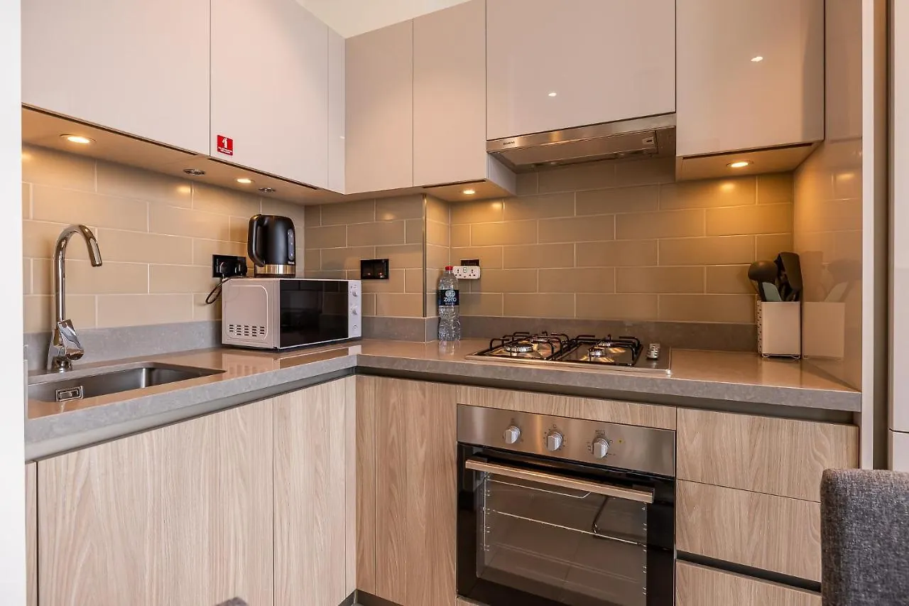 Sobha Hartland Waves I 1 Bedroom Apartment I Burj Khalifa View Dubai 0*,  Emirados Árabes Unidos